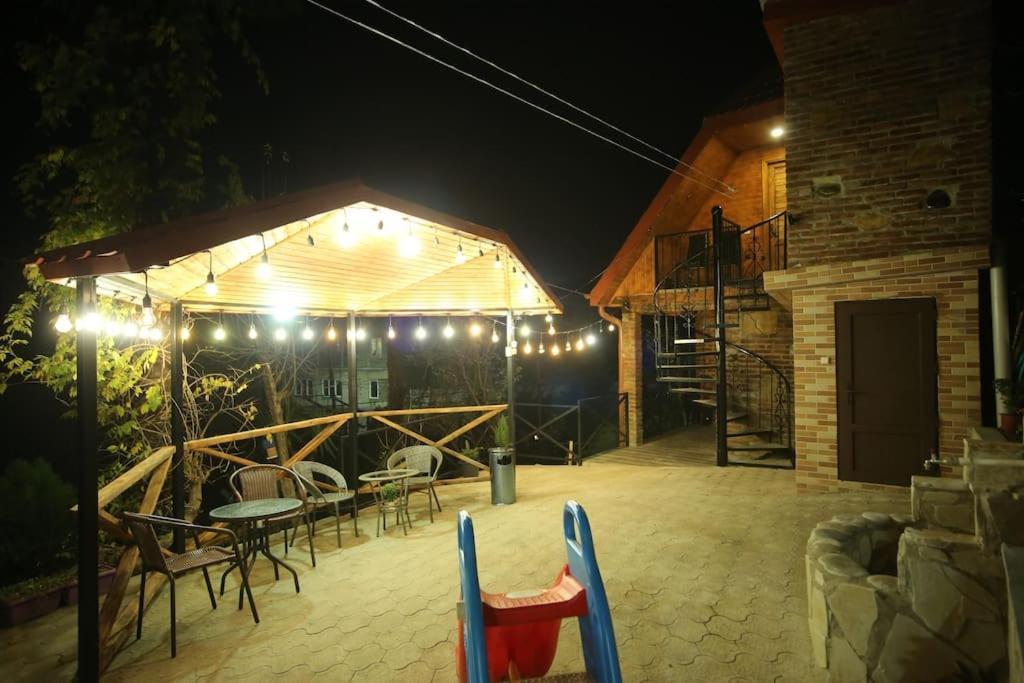 Sunshine House Villa Kutaisi Ngoại thất bức ảnh