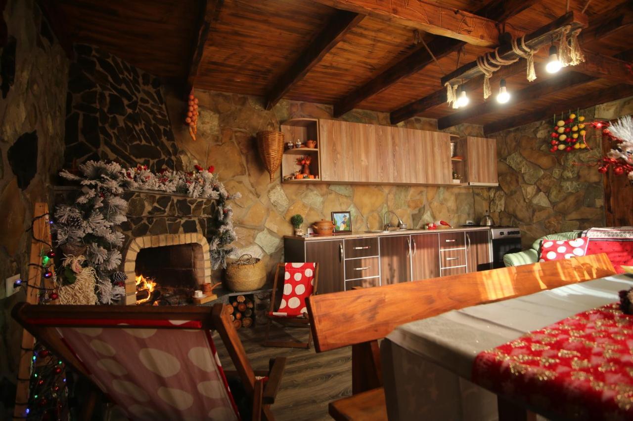 Sunshine House Villa Kutaisi Ngoại thất bức ảnh