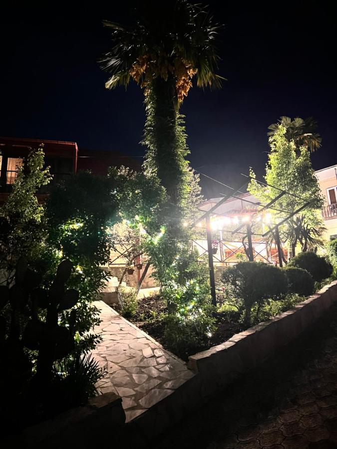Sunshine House Villa Kutaisi Ngoại thất bức ảnh