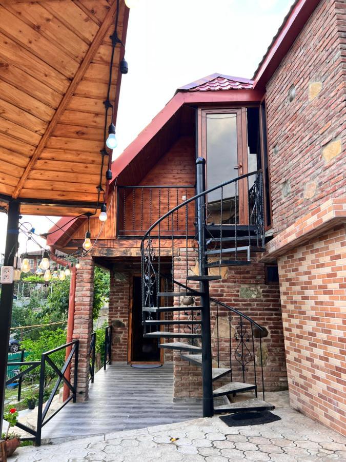 Sunshine House Villa Kutaisi Ngoại thất bức ảnh